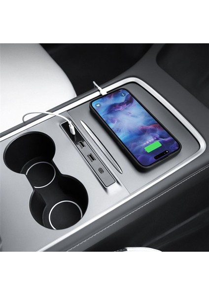 Tesla Model 3 Y 2021 2022 27W Hızlı Şarj Cihazı USB Şun Hub Akıllı Yerleştirme Istasyonu Araba Adaptörü Powered Splitter (Yurt Dışından) modelleri