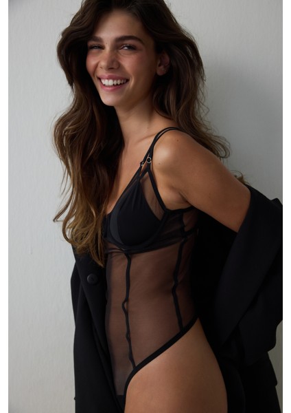Siyah Ayarlanabilir Askılı Balenli Tül Bodysuit fiyatları