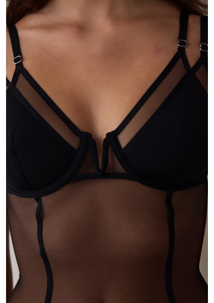 Siyah Ayarlanabilir Askılı Balenli Tül Bodysuit