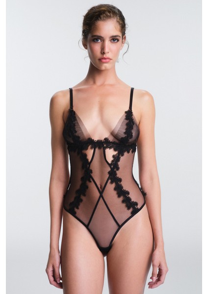 Siyah Zena Nakış Detaylı Ayarlanabilir Askılı Balensiz Body