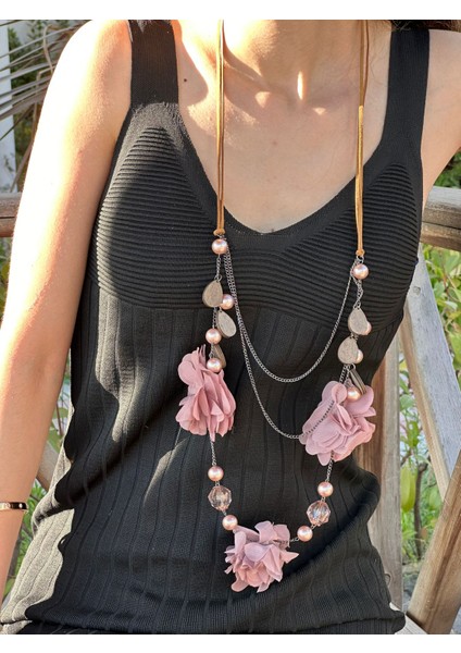 Kabartma Çiçekli Kadın Kolye 50 cm