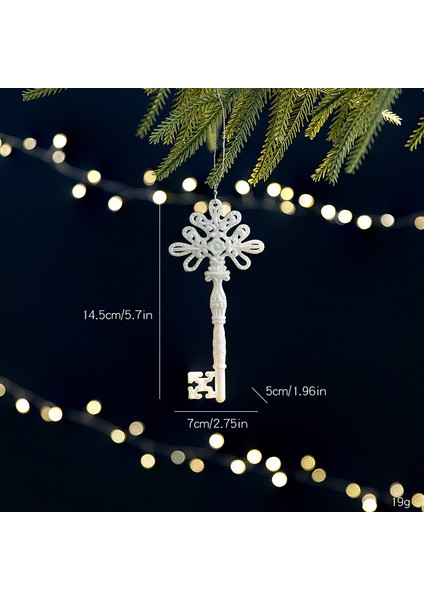 Yeni Yılbaşı Ağacı Süsleri, Beyaz Ren Geyiği ve Melek Süsleri, Renkli Işıltılı Süsler ve Yılbaşına Özel Aksesuarlar. (Yurt Dışından)