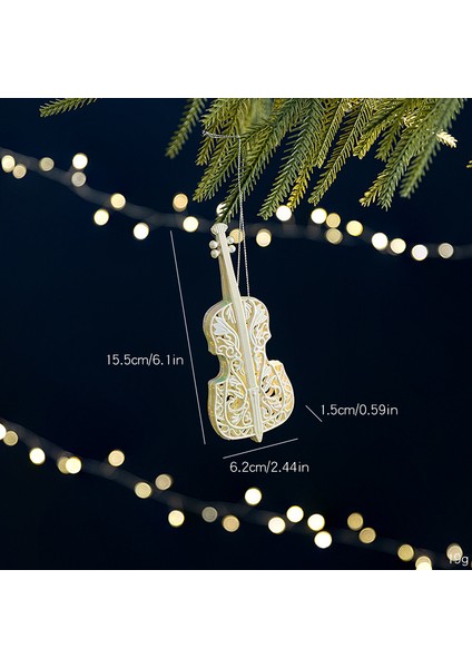 Yeni Yılbaşı Ağacı Süsleri, Beyaz Ren Geyiği ve Melek Süsleri, Renkli Işıltılı Süsler ve Yılbaşına Özel Aksesuarlar. (Yurt Dışından)