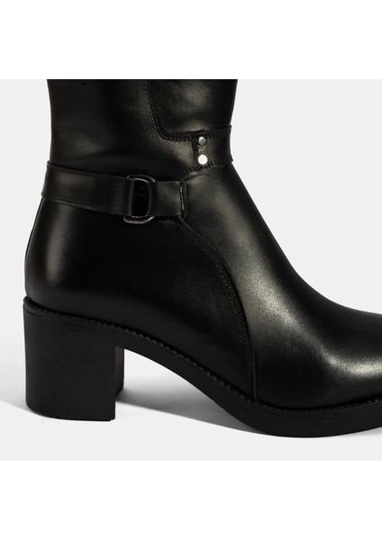 Kadın Siyah Kalın Topuklu Deri Çizme