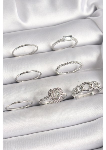 Pirinç Gümüş Renk Zirkon Taşlı Kalp Model Kadın Yüzük Kombini