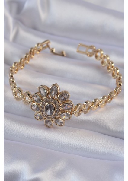 Pirinç Gold Renk Iri Zirkon Taşlı Çiçek Figürlü Bileklik