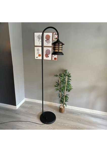 Siyah Lambader Modern Dekoratif Metal Oturma Odası Çalışma Odası Zemin Lambası