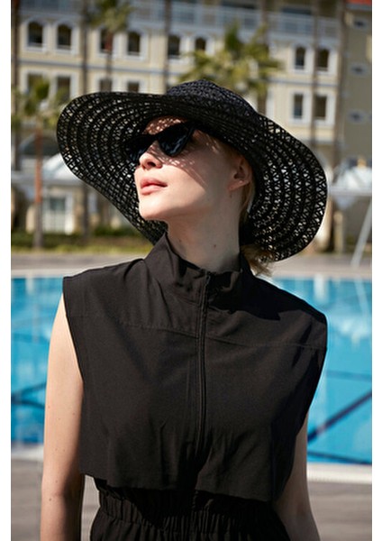 Desenli Siyah Deniz Kabuklu Hasır Şapka Kadınlar İçin Şık Plaj Aksesuarı