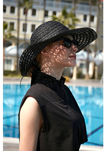 Desenli Siyah Deniz Kabuklu Hasır Şapka Kadınlar İçin Şık Plaj Aksesuarı