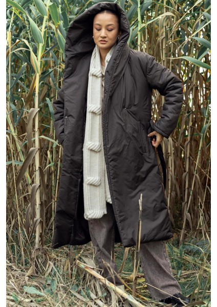 Kapüşonlu Çıt Çıt Kapamalı Elyaflı Uzun Mont Kahve 6815