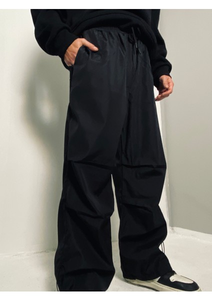 Kalın Paraşüt Kumaş Pantolon modelleri