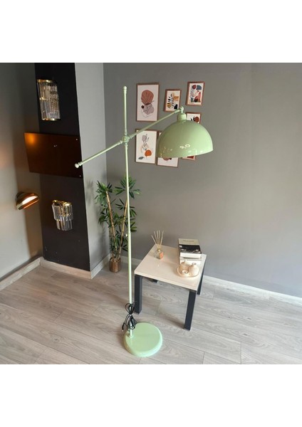 Mint Lambader Hareketli Başlık Modern Dekoratif Metal Oturma Odası Çalışma Odası Zemin Lambası