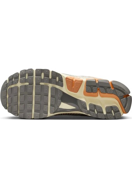 Zoom Vomero 5 'copper Moon' IB7469-030 fiyatları