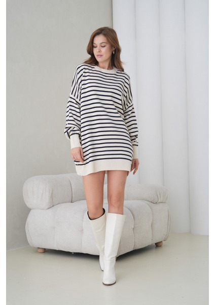 Kadın Uzun Kol Bisiklet Yaka Tunik Boy Çizgili Oversize Şık Kışlık Triko Kazak Elbise fiyatları