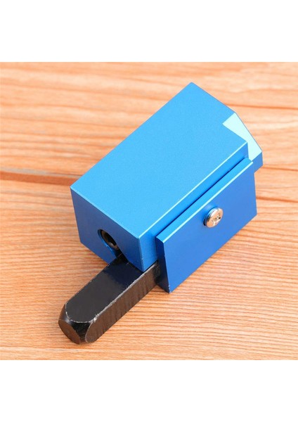 Dik Açılı Ahşap Işleme Köşe Keskisi Marangoz Ahşap Keskisi Köşe Zımbası Keski Kapı Kilidi Için Dik Açılı Kesme (Yurt Dışından) indirimleri