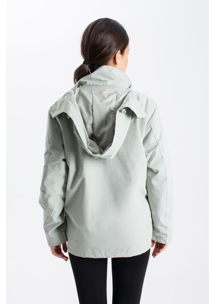 Kadın Göğüsü Cepli Içi Polarlı Kaban A96888 fırsatları