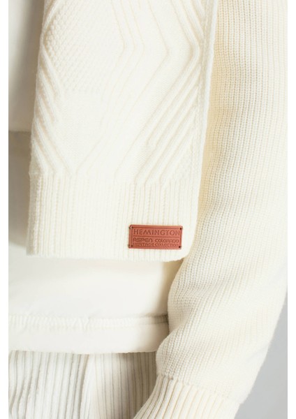 Merino Yün Kaşmir Karışım Desenli Beyaz Atkı modelleri