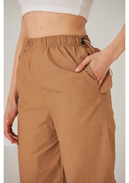 Paraşüt Pantolon / Baggy Kesim Kadın Paraşüt Pantolon- Cep Kapaklı
