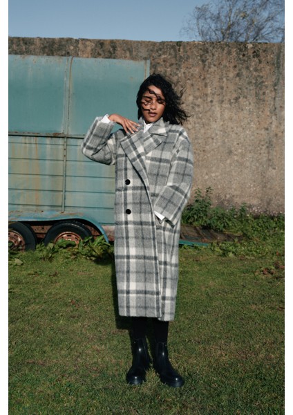 Beattie Double Breasted Wool Palto GY51 Soft Grey Check/onyx Tartan