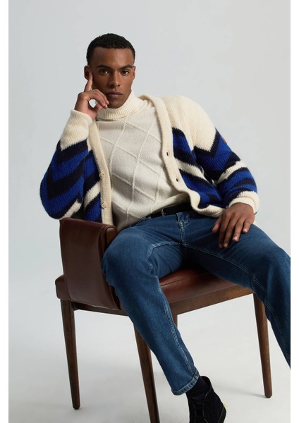 Alpaka Yün Kaşmir Karışım Zigzag Desen Bej Lacivert Düğmeli Hırka fiyatları