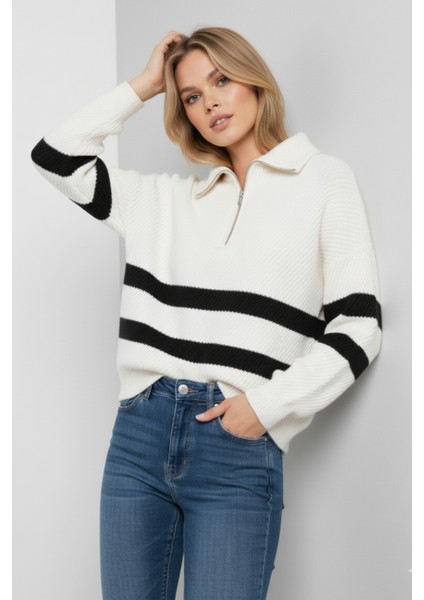 Kadın Ekru Siyah Çizgili Fermuarlı Yaka Triko Kazak Bol Kesim Şerit Detaylı Slikon Yıkama Yumuşak