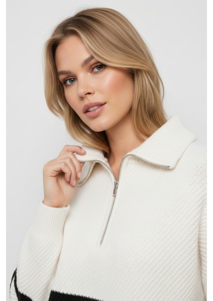 Kadın Ekru Siyah Çizgili Fermuarlı Yaka Triko Kazak Bol Kesim Şerit Detaylı Slikon Yıkama Yumuşak fiyatları