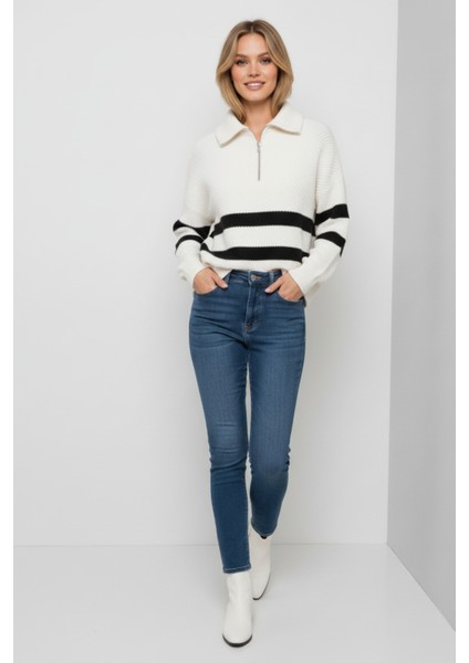 Kadın Ekru Siyah Çizgili Fermuarlı Yaka Triko Kazak Bol Kesim Şerit Detaylı Slikon Yıkama Yumuşak indirimleri