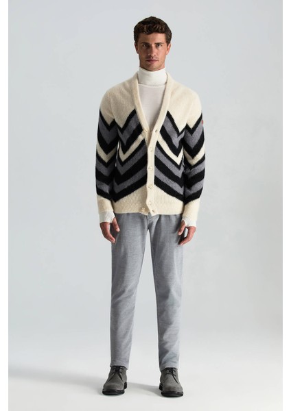 Alpaka Yün Kaşmir Karışım Zigzag Desen Bej Gri Düğmeli Hırka modelleri