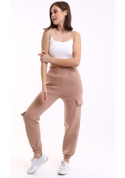 Modern Jogger Kadın Eşofman Altı Paça ve Yan Kargo Cepli fırsatları