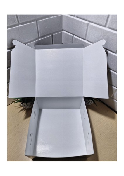 Pasta Kutusu Siyah 21X21X13 cm Ebat 1 Adet Gelecek fiyatları