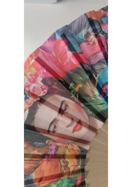 Frida Kahlo Serisi – Colores De México: Casa Azul Büyük Boy Ahşap Yelpaze fırsatları