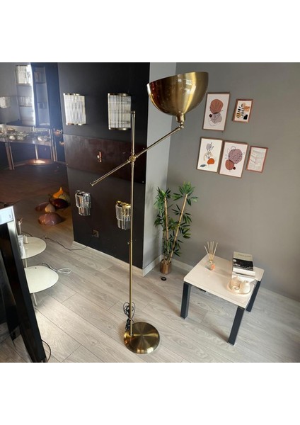 Eskitme Lambader Hareketli Başlık Modern Dekoratif Metal Oturma Odası Çalışma Odası Zemin Lambası modelleri