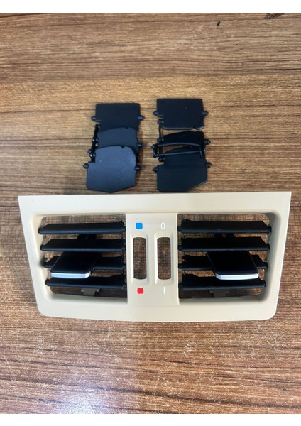 Bmw 3 Serisi Bej Arka Kalorifer Izgarası Sıfır Kampanyalı