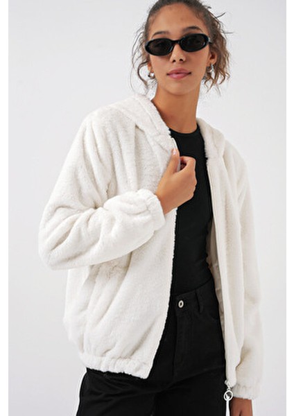 Kapşonlu Kürklü Kadın Mont Düz Desenli Günlük Kullanım İçin 38 Beden