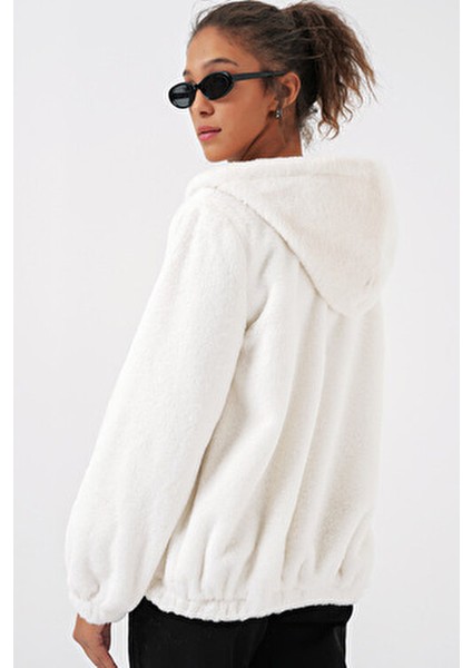 Kapşonlu Kürklü Kadın Mont Düz Desenli Günlük Kullanım İçin 38 Beden