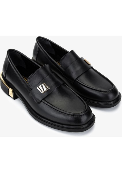 Kadın Hakiki Deri Siyah Loafer Ayakkabı 1061 5146 Bn Ayk SK25-26 Sıyah Dr fiyatları