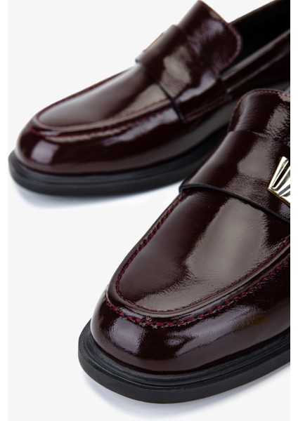 Kadın Hakiki Deri Bordo Rugan Loafer Ayakkabı 1061 5146 Bn Ayk SK25-26 Bordo Rgn modelleri
