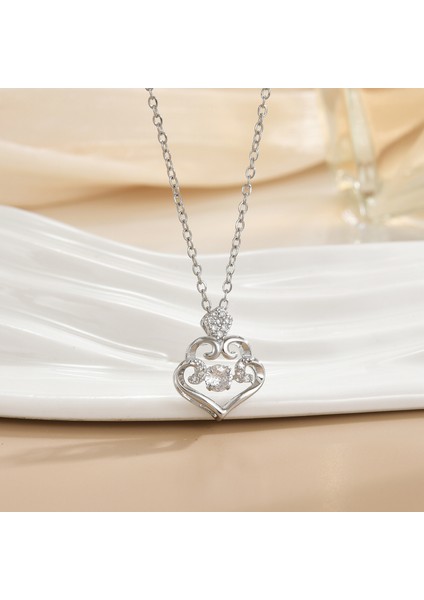 Yeni Basit Titanyum Çelik Kolye Kadın 18K Gül Altın Dört Yapraklı Yonca Kolye Ins Gelgit Net Kırmızı Patlama Modelleri Köprücük Kemiği Zinciri (Yurt Dışından)