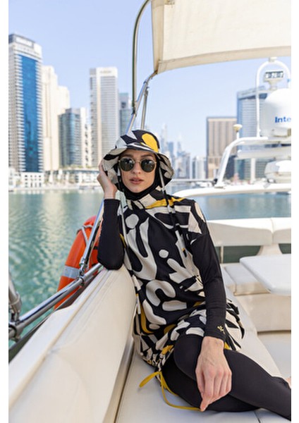 Şapkalı Rahat Tesettür Mayo Su İtici Dokuma Kumaş Desenli 5 Parça Yazlık Kadın