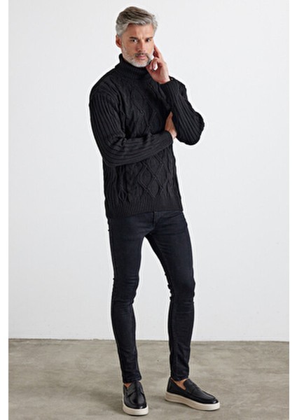 Erkek V Yaka Triko Kazak Düz Desen Normal Kalıp Orta Kalınlık