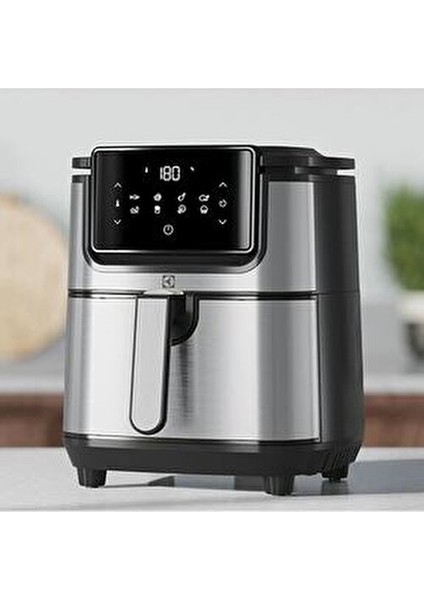 E6AF1-4ST Yağsız Fritöz 3,4 lt Kapasite Tek Hazne Isı Ayarı Özelliği ile