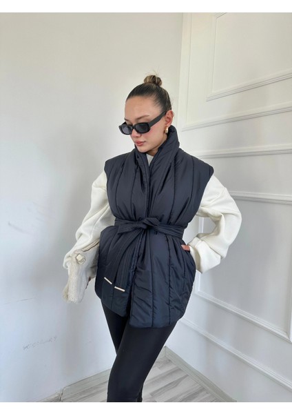 Kadın Triko Detaylı Yelek Siyah modelleri