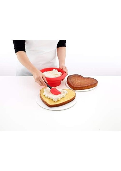 Kırmızı Silikon Kalpli Kek Kalıbı - 1300 ml modelleri