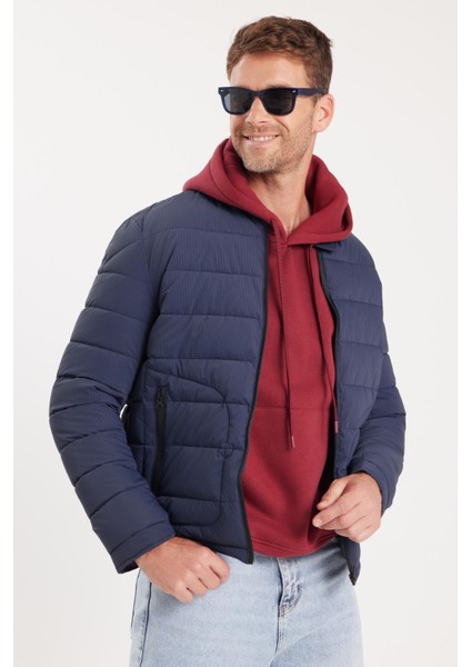 Erkek Regular Fit Klasik Kesim Dik Yaka Çift Cepli Sıcak Tutan Lacivert Şişme Mont