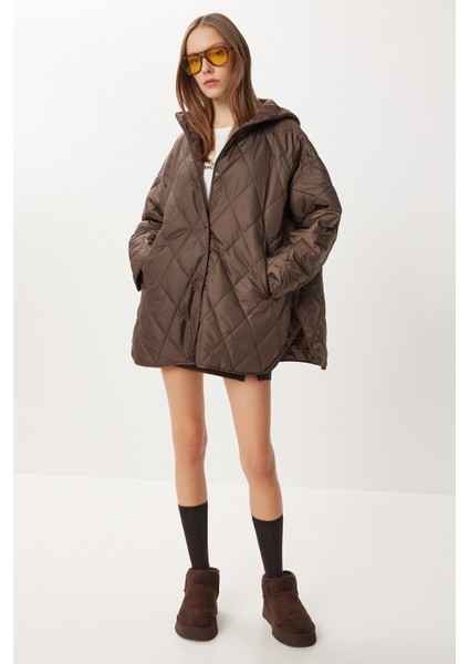 Kapüşonlu Kapitone Oversize Mont LFN0002 Kahverengi