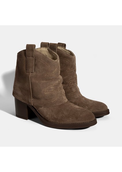 Kadın Vizon Işleme Detaylı Kalın Topuklu Bot