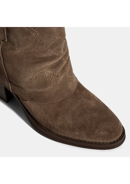 Kadın Vizon Işleme Detaylı Kalın Topuklu Bot