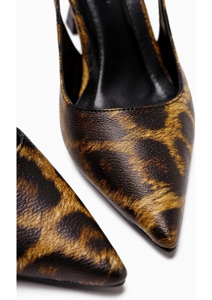 Zamira Leopar Desenli Önü Kapalı Topuklu Kadın Ayakkabı modelleri