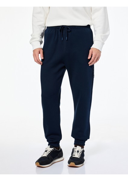 Fermuarlı Cepli Regular Fit Beli Bağcıklı Jogger Eşofman Altı modelleri