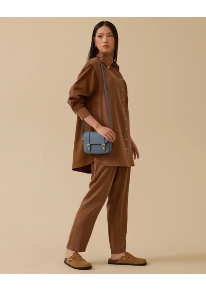 1009 Önü Düğmeli Kol Ucu Manşetli Kolları ve Sırtı Süet Detaylı Gömlek 10002521511009 #10-25# fiyatları